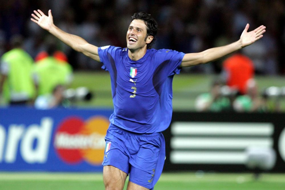 多家媒体：萨拉赫将入选战布莱顿大名单，该决定由斯洛特做出（斯洛特拍板，萨拉赫入选战布莱顿名单，已获多家媒体证实）