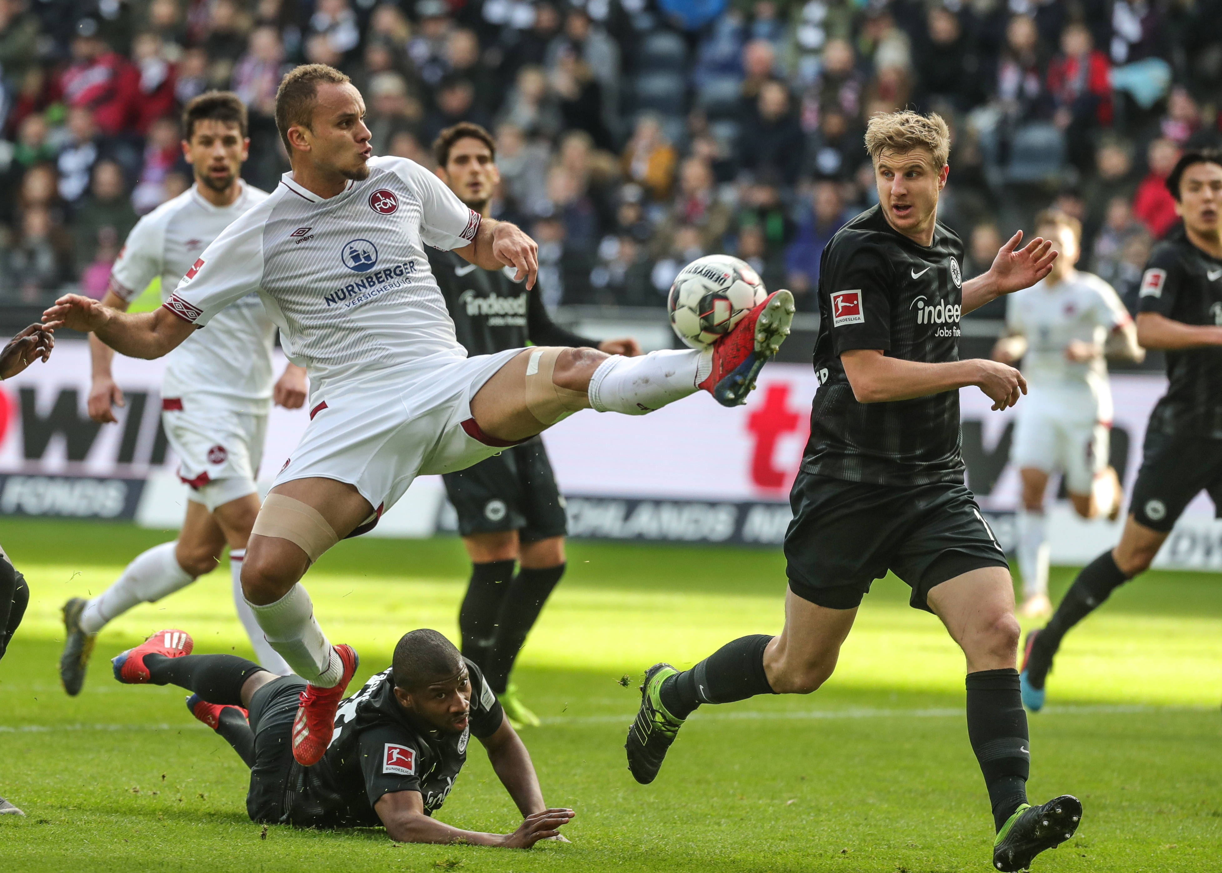 三方交易？八村塁等离队，两届FMVP辅佐东契奇？湖人这交易不错（三方交易案？八村塁等成筹码，两届FMVP助东契奇冲冠？湖人这买卖划算）