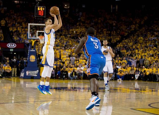 曼奇尼：我们非常渴望参加世界杯，要尽最大努力做好准备（曼奇尼：我们渴望出征世界杯，将全力备战）