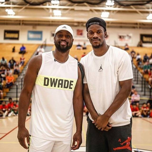 前喀麦隆主帅：埃托奥认为自己最帅，不用奥纳纳是怕球员对抗（前喀麦隆主帅称：埃托奥自认最帅，弃用奥纳纳为避队内对抗）