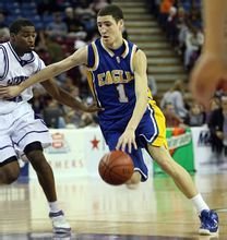 新秀首次入选国家队大名单（新秀首度入围国家队大名单）