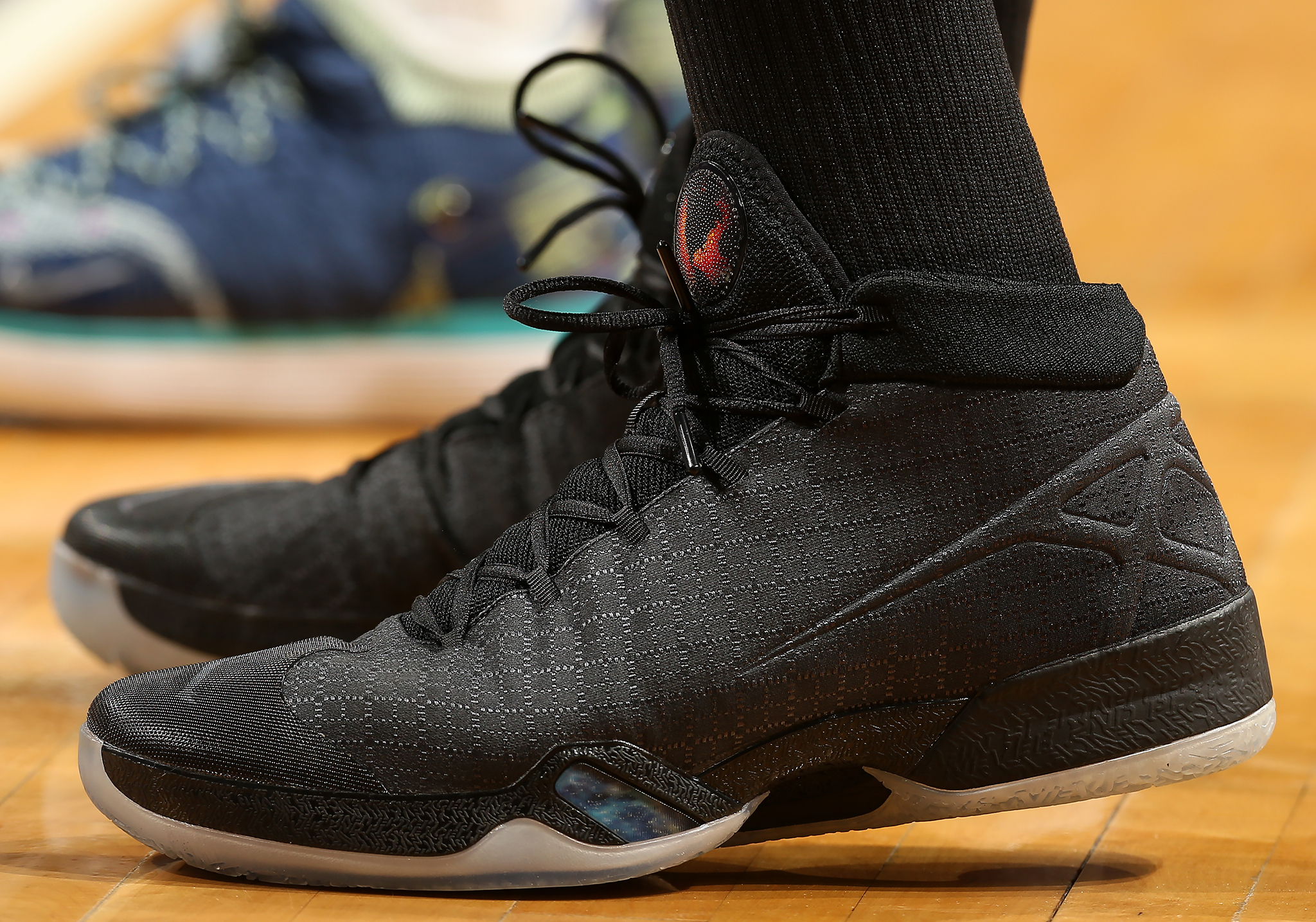 青少年校园马术启蒙：在马背成长中涵养品格（校园马术启蒙：青少年在骑乘中塑造品格）