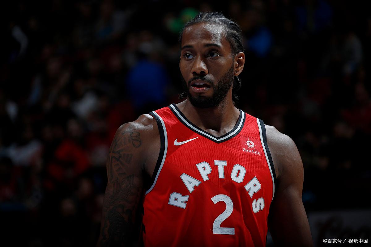 英媒：波罗赛后怒吼贝里瓦尔，对后者绕场致谢热刺球迷不满（英媒：波罗赛后怒斥贝里瓦尔，不满其绕场向热刺球迷致谢）