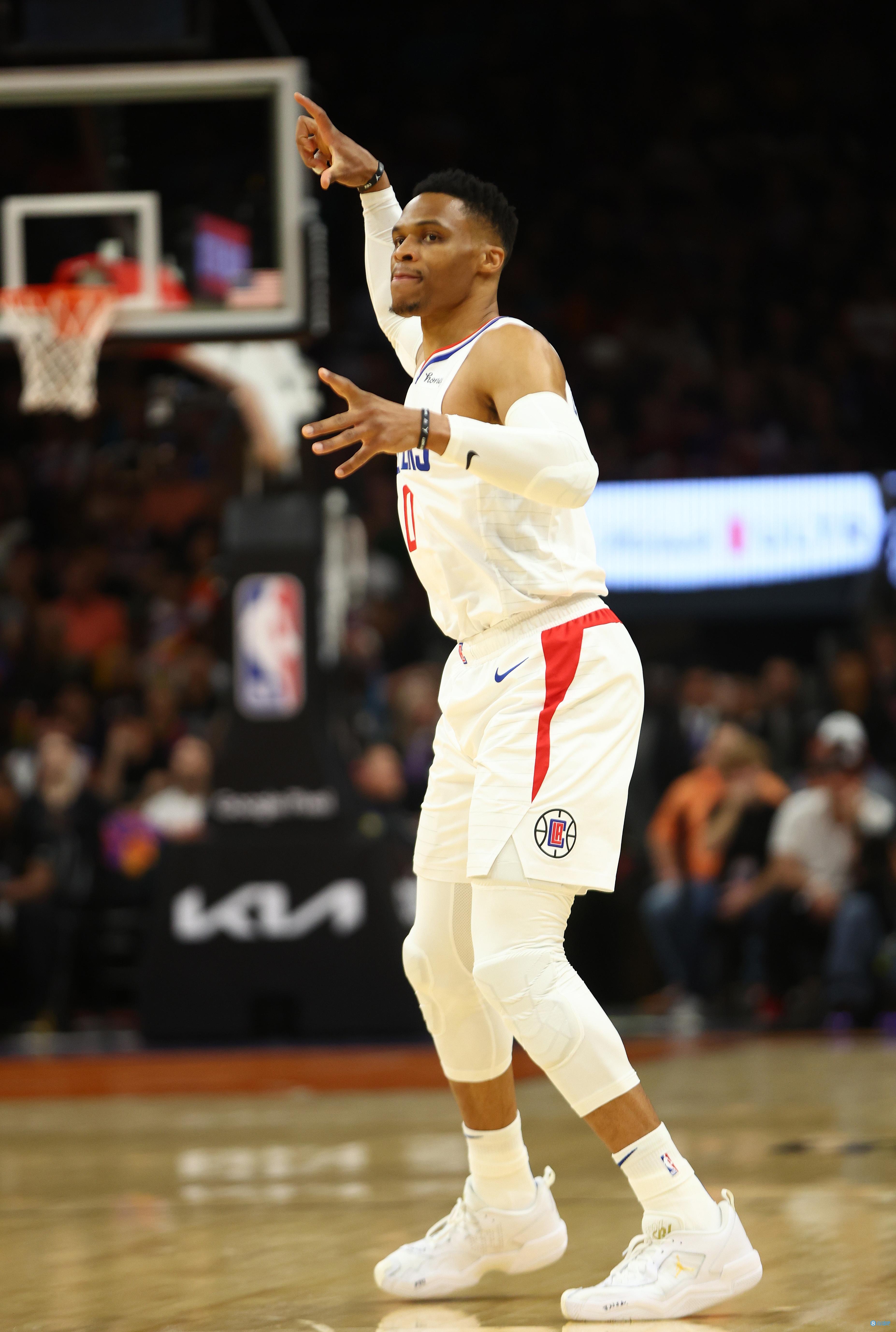 足球英超名帅不满密集赛程：太夸张（英超名帅怒斥赛程过密：实在离谱）