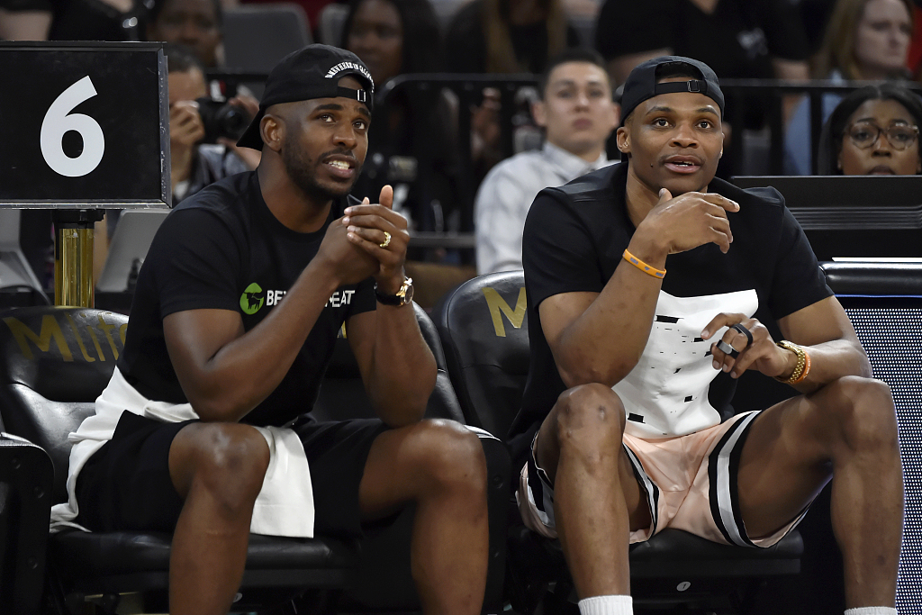 森保一对话特鲁西埃：与其执着于八强，不如以世界冠军为目标（森保一与特鲁西埃对话：别困于八强，把目标瞄准世界冠军）