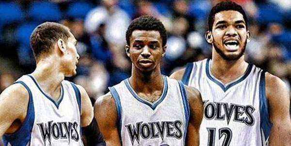 梅开二度，吉拉西当选多特vs比利亚雷亚尔全场最佳（吉拉西梅开二度，荣膺多特战比利亚雷亚尔全场最佳）