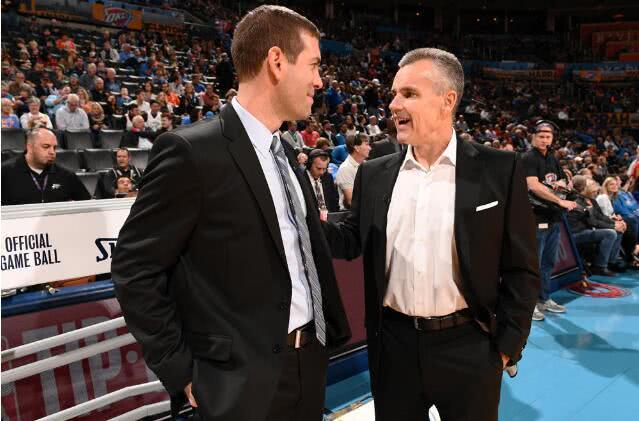 裁判负责人：米兰vs帕尔马的点球判罚正确，这很明显是点球（裁判主管：米兰战帕尔马点球判罚无误，明显应判点球）