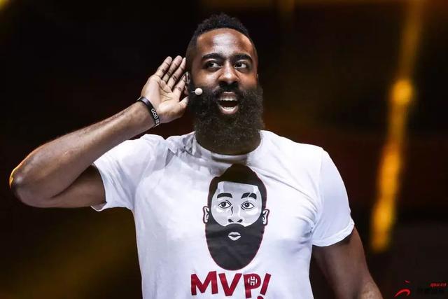 亚冠出线生死局！布里兰主场迎江原FC，泰超霸主能否锁定先机？（亚冠生死战来袭！布里兰主场碰江原FC，泰超王者能否先拔头筹？）