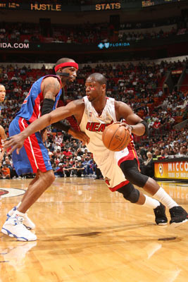 NBA半场：亚历山大17分，浓眉0分，雷霆63-48领先独行侠（半场战报：亚历山大砍下17分，浓眉无分进账，雷霆63-48暂领先独行侠）