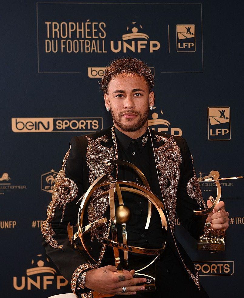 罗尔费斯：药厂在对抗中太软了，我们退缩了、在躲着身体对抗（罗尔费斯：勒沃库森对抗强度不足，我们在退缩并回避身体拼抢）